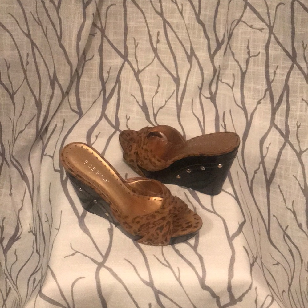 BCBG Cheetah print wedged Heels